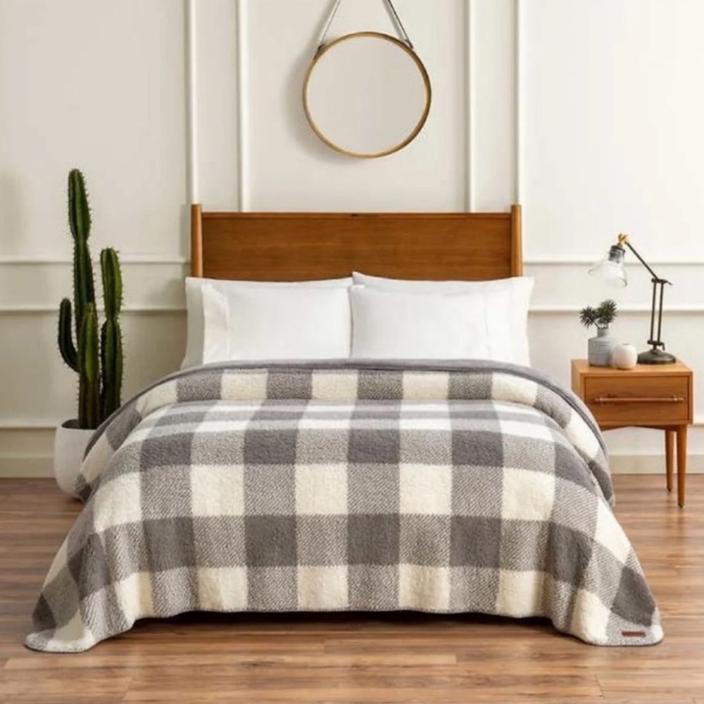 Pendleton Sherpa Fleece Blanket Queen Size